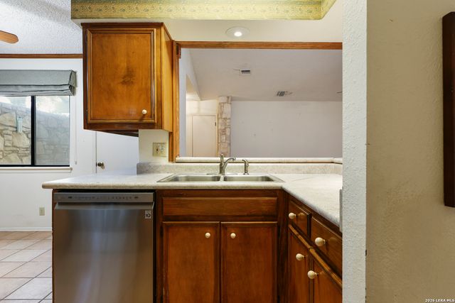 4322 Center Oak Woods, San Antonio, TX 78249