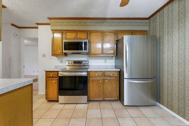 4322 Center Oak Woods, San Antonio, TX 78249