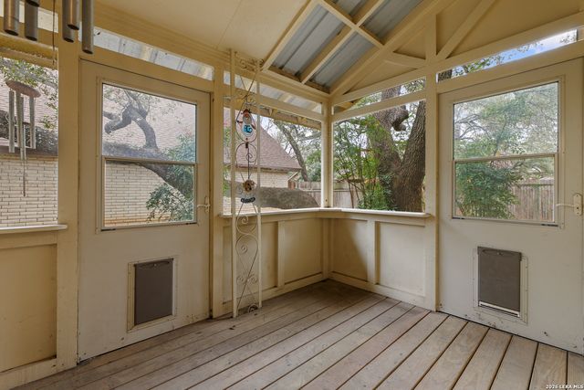 4322 Center Oak Woods, San Antonio, TX 78249