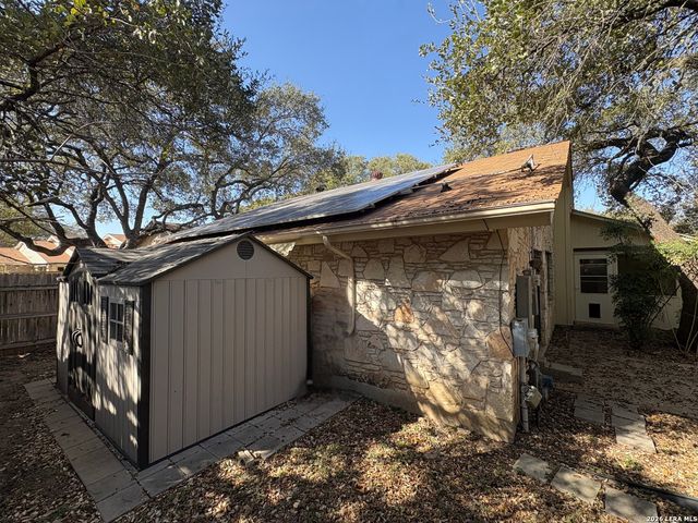 4322 Center Oak Woods, San Antonio, TX 78249