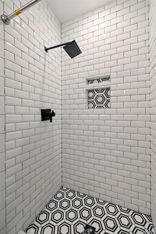 3227 Camden Drive, Troy, MI 48084