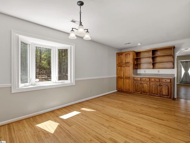 591 Grand Canyon Road, Inman, SC 29349