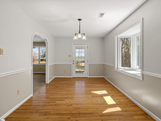 591 Grand Canyon Road, Inman, SC 29349