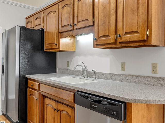 591 Grand Canyon Road, Inman, SC 29349