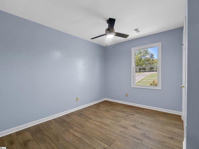 591 Grand Canyon Road, Inman, SC 29349