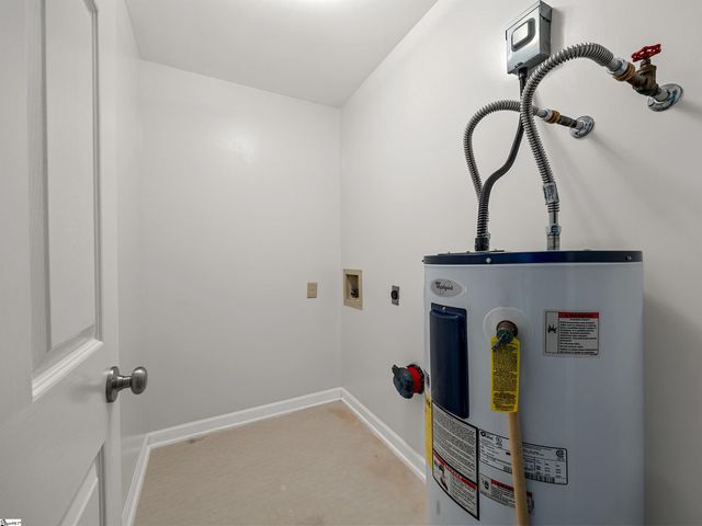 591 Grand Canyon Road, Inman, SC 29349