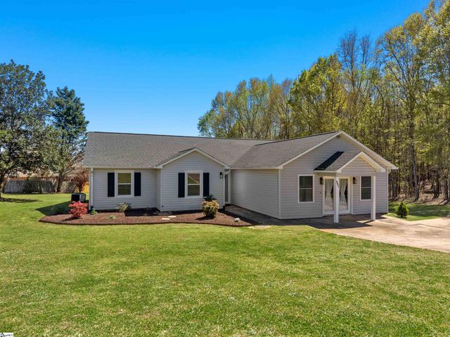 591 Grand Canyon Road, Inman, SC 29349