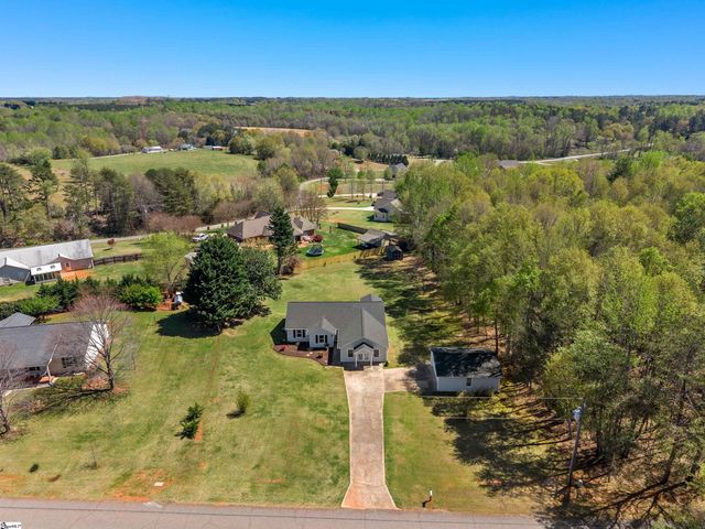 591 Grand Canyon Road, Inman, SC 29349