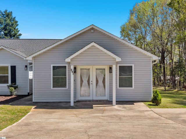 591 Grand Canyon Road, Inman, SC 29349