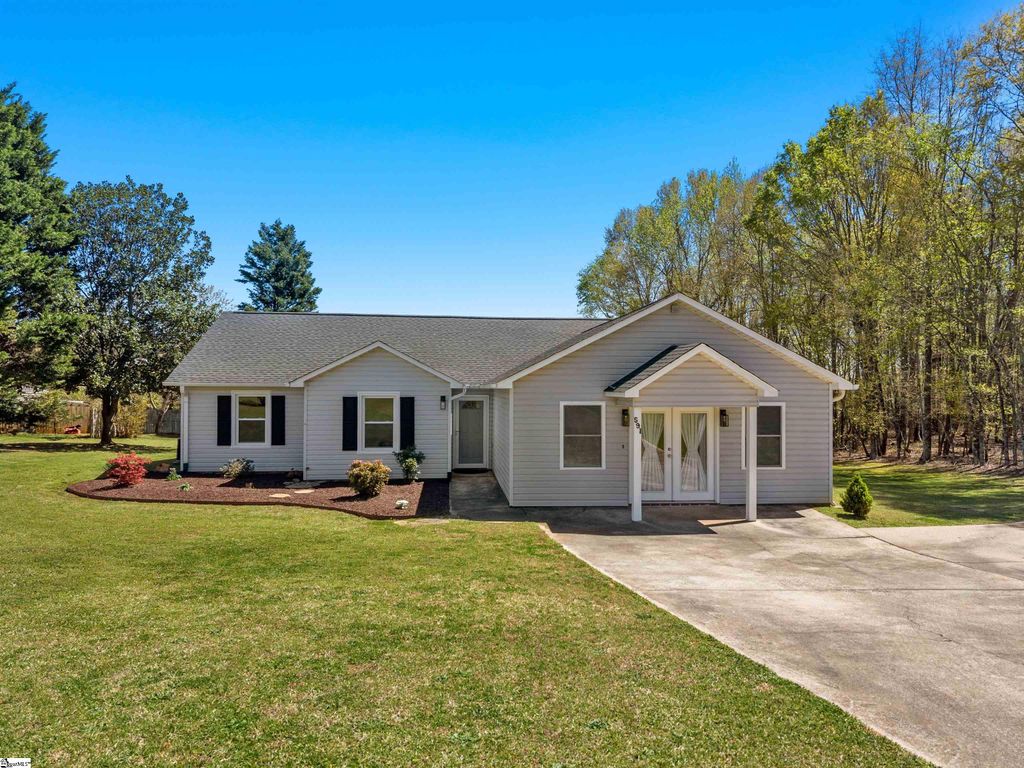 591 Grand Canyon Road, Inman, SC 29349