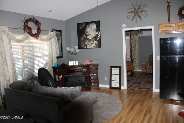 78 Pamela Lane, Varnville, SC 29944