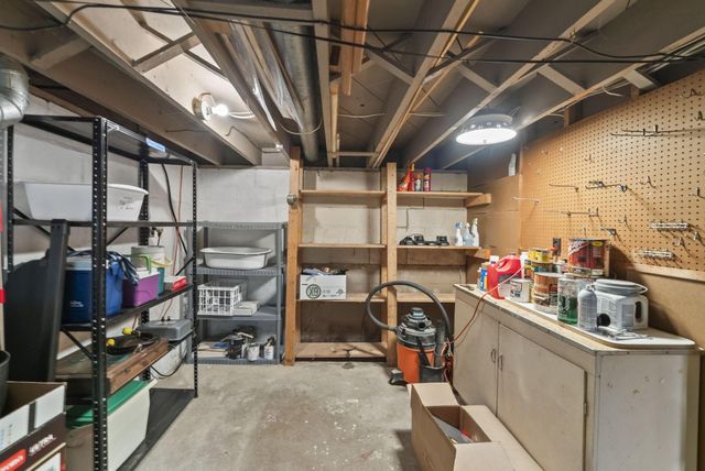 18239 Hopewell Road, Mount Vernon, OH 43050