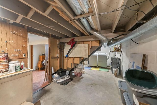 18239 Hopewell Road, Mount Vernon, OH 43050
