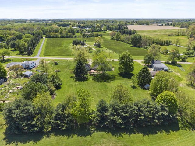 18239 Hopewell Road, Mount Vernon, OH 43050