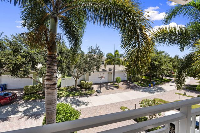 1215 N Community Drive, Jupiter, FL 33458