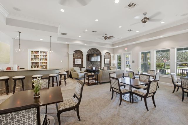 1215 N Community Drive, Jupiter, FL 33458