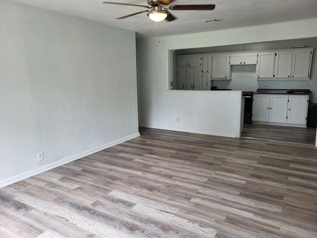 375 N Austin, Avery, TX 75554