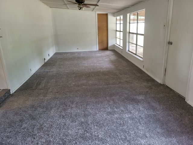 375 N Austin, Avery, TX 75554