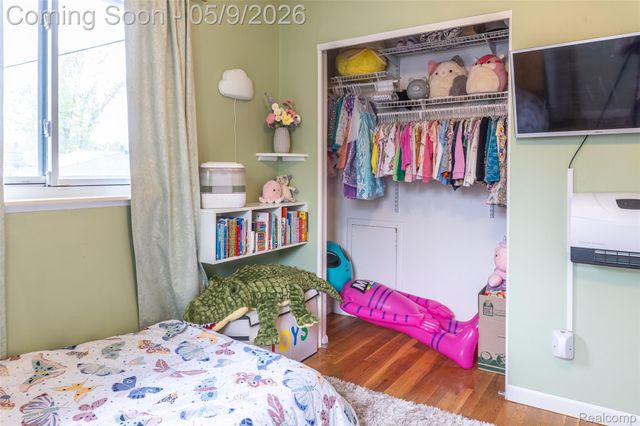 529 John Rolfe Drive, Monroe, MI 48162