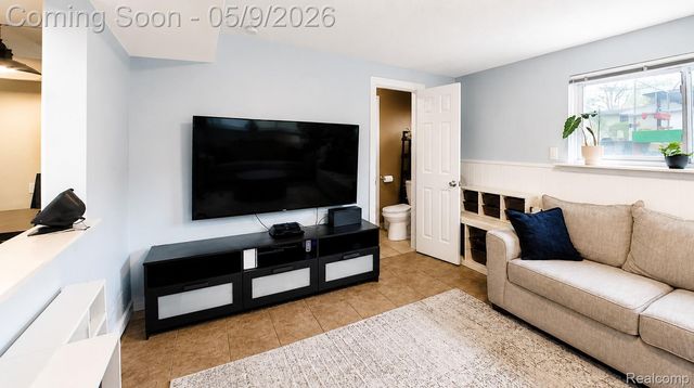 529 John Rolfe Drive, Monroe, MI 48162