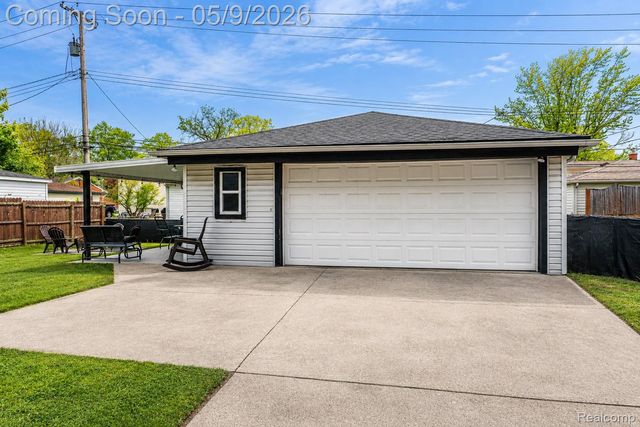 529 John Rolfe Drive, Monroe, MI 48162
