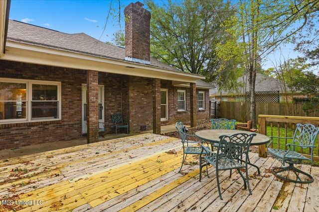 135 Easthaven Drive, Brandon, MS 39042