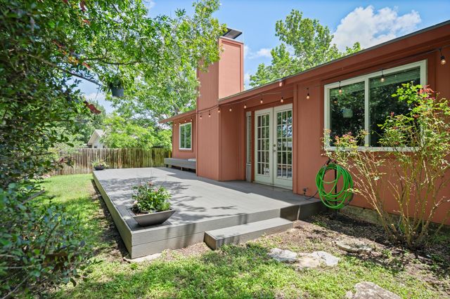 8914 Sparkling Creek DR, Austin, TX 78729