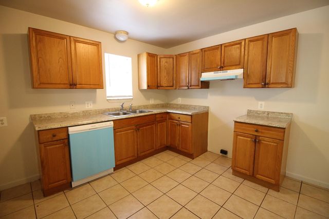 1540 Outer Lane Drive, Ypsilanti, MI 48198