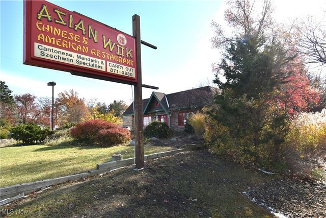 24389 Detroit Road, Westlake, OH 44145