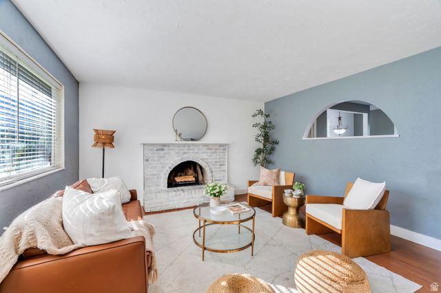 1327 N MAIN ST, Farmington, UT 84025