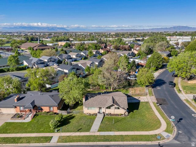 1327 N MAIN ST, Farmington, UT 84025