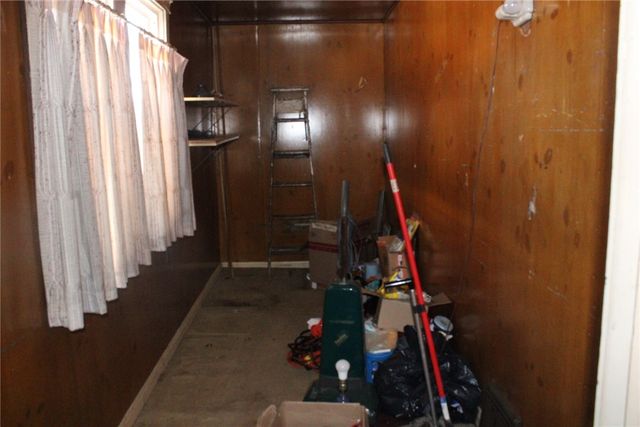 324 W North Street, City Of But Nw, PA 16001