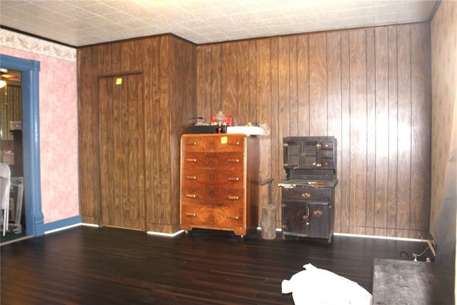 324 W North Street, City Of But Nw, PA 16001