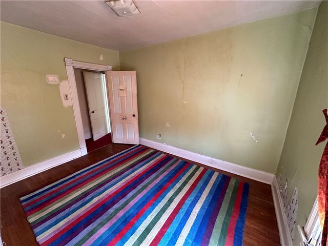 324 W North Street, City Of But Nw, PA 16001