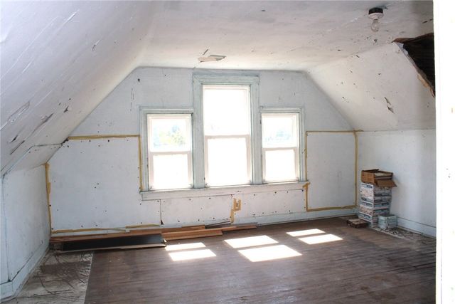 324 W North Street, City Of But Nw, PA 16001