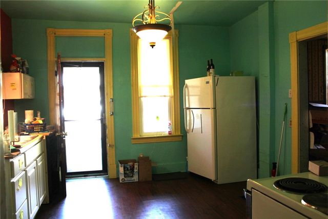 324 W North Street, City Of But Nw, PA 16001