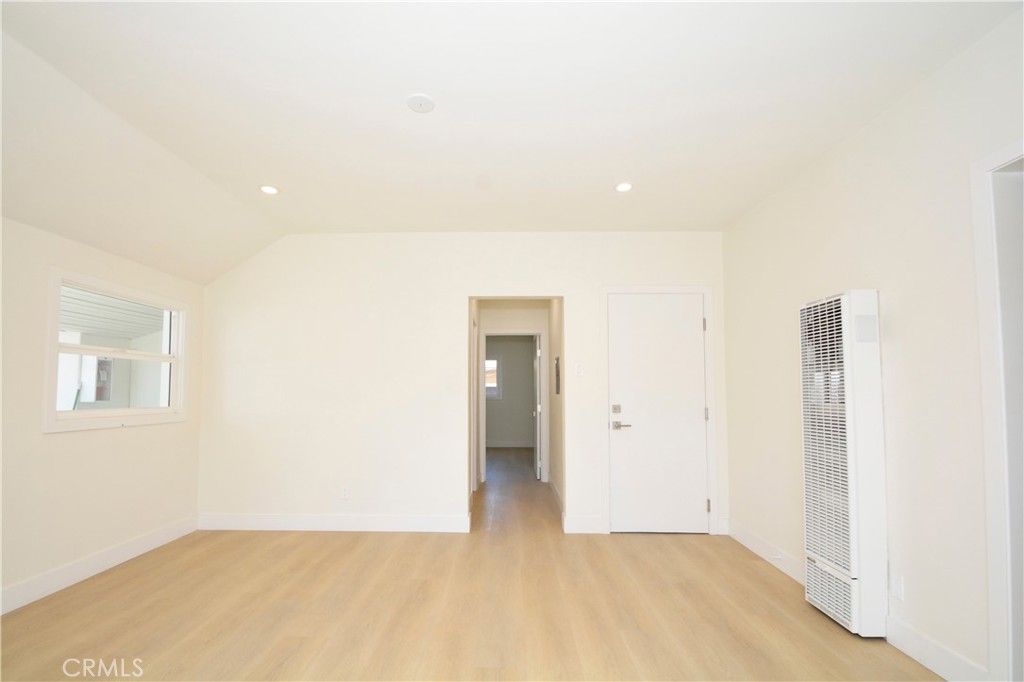 911 Pacific Avenue, Long Beach, CA 90813 — photo 4