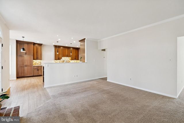 6909 CONFEDERATE RIDGE LN, Centreville, VA 20121