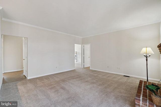 6909 CONFEDERATE RIDGE LN, Centreville, VA 20121