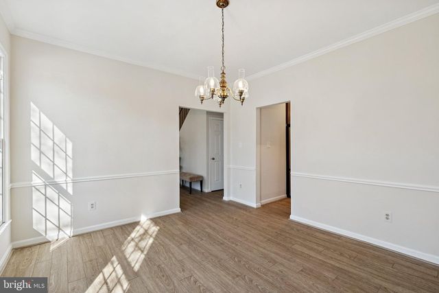 6909 CONFEDERATE RIDGE LN, Centreville, VA 20121