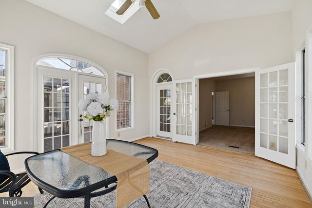 6909 CONFEDERATE RIDGE LN, Centreville, VA 20121