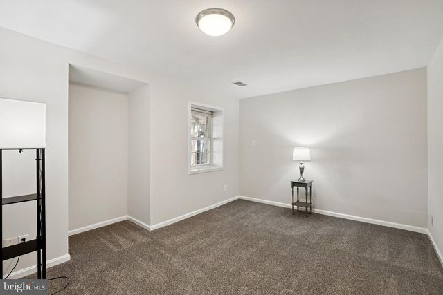 6909 CONFEDERATE RIDGE LN, Centreville, VA 20121