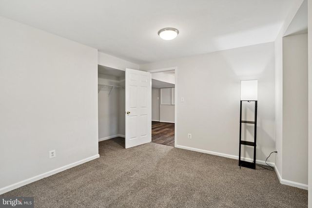 6909 CONFEDERATE RIDGE LN, Centreville, VA 20121