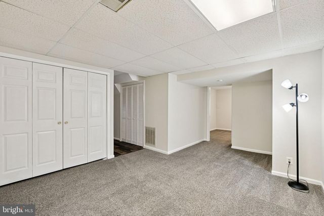 6909 CONFEDERATE RIDGE LN, Centreville, VA 20121