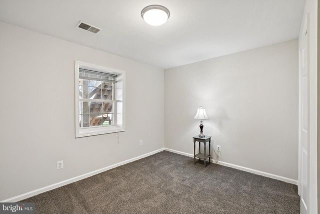 6909 CONFEDERATE RIDGE LN, Centreville, VA 20121