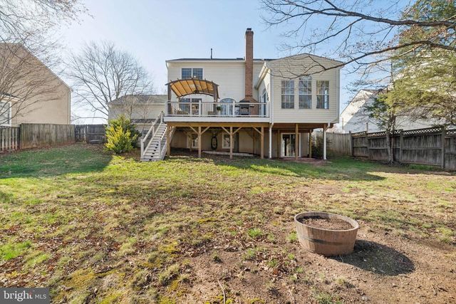 6909 CONFEDERATE RIDGE LN, Centreville, VA 20121