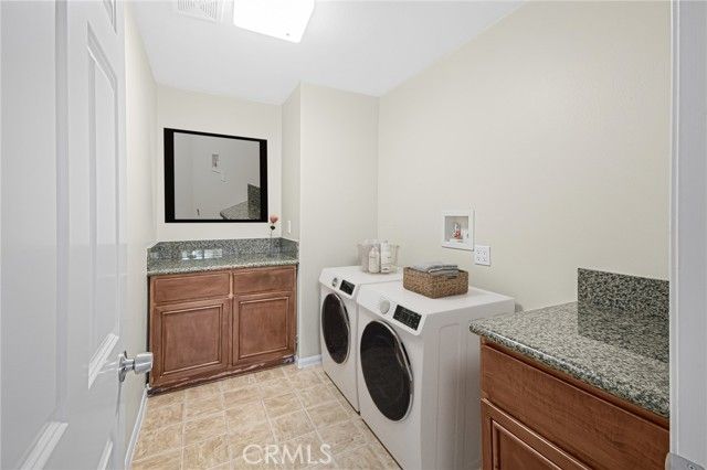 27323 English Oak Court, Canyon Country (santa Clarita), CA 91387