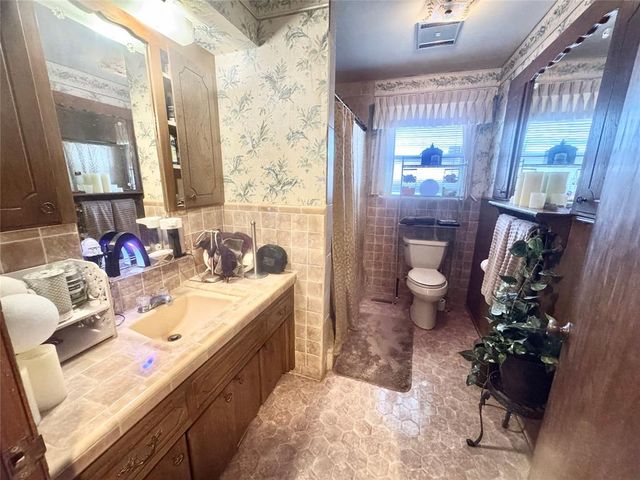 6312 N Grand Boulevard, Oklahoma City, OK 73112