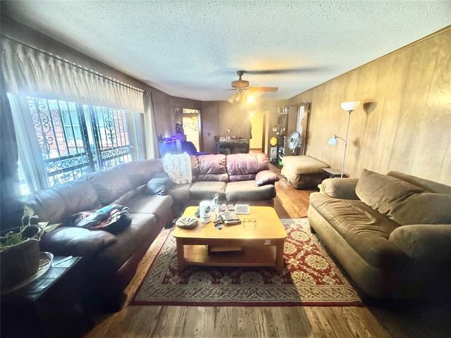 6312 N Grand Boulevard, Oklahoma City, OK 73112