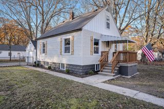 2983 Worden Street, Norton Shores, MI 49444